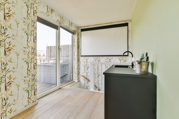 Photo - Sold subject to conditions: Narva-Eiland 80, 1014 ZJ Amsterdam